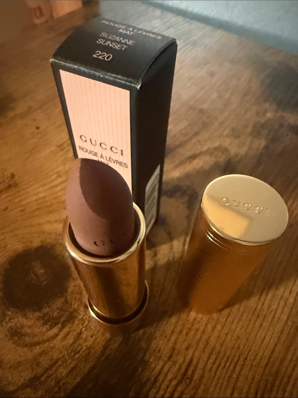 Gucci Matte Lipstick — Suzanne Sunset Shade# 220 - Picture 4 of 4